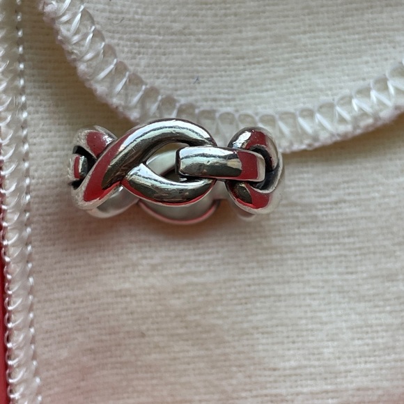 James Avery Infinity Band Ring size 4.5 sterling silver - Picture 5 of 6
